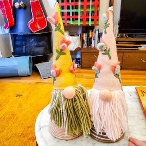 Pair of Yarn Gnomes